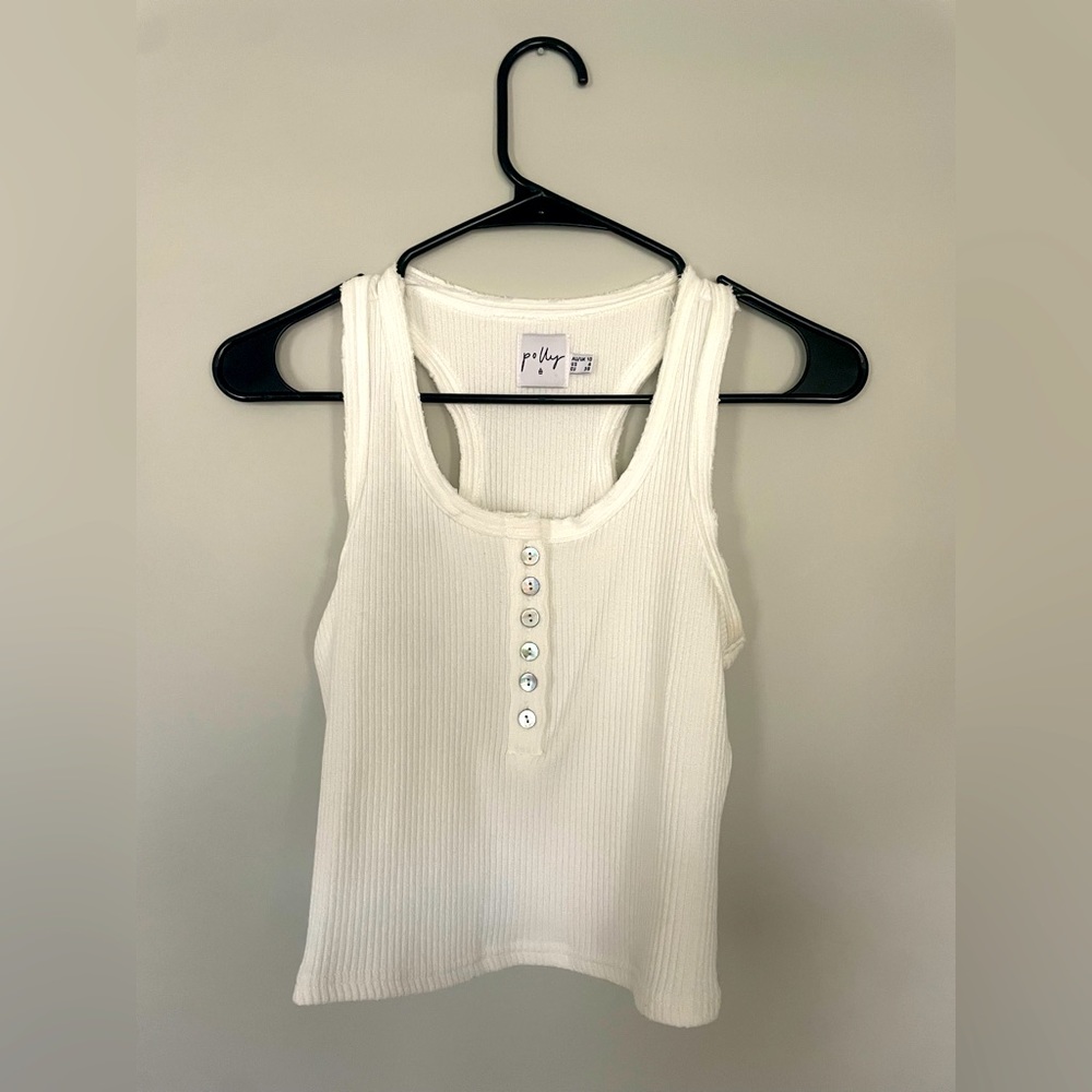 Princess Polly cropped white tank top with buttons. Size 6.